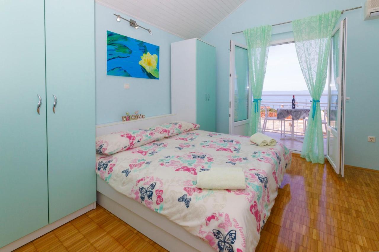 Villa Neda Макарска Екстериор снимка